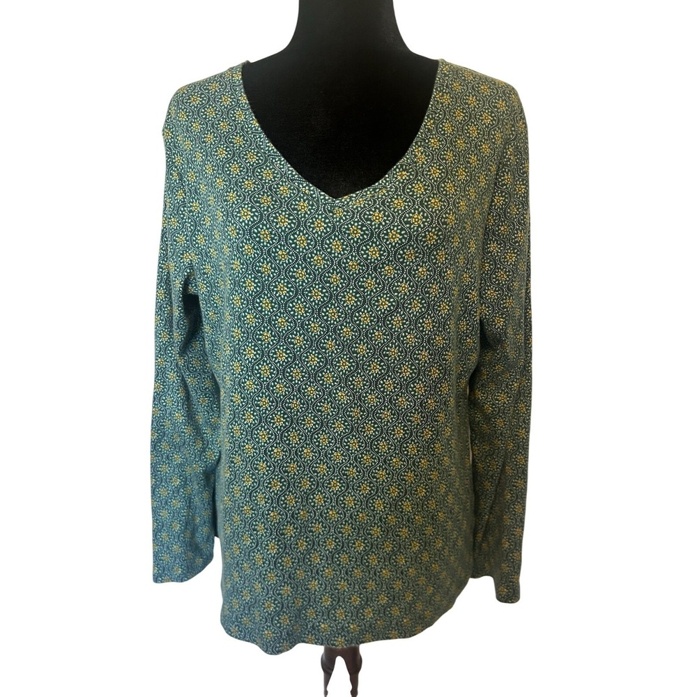 Croft and Barrow Green Floral V Neckline Classic Tee Shirt Size Large
